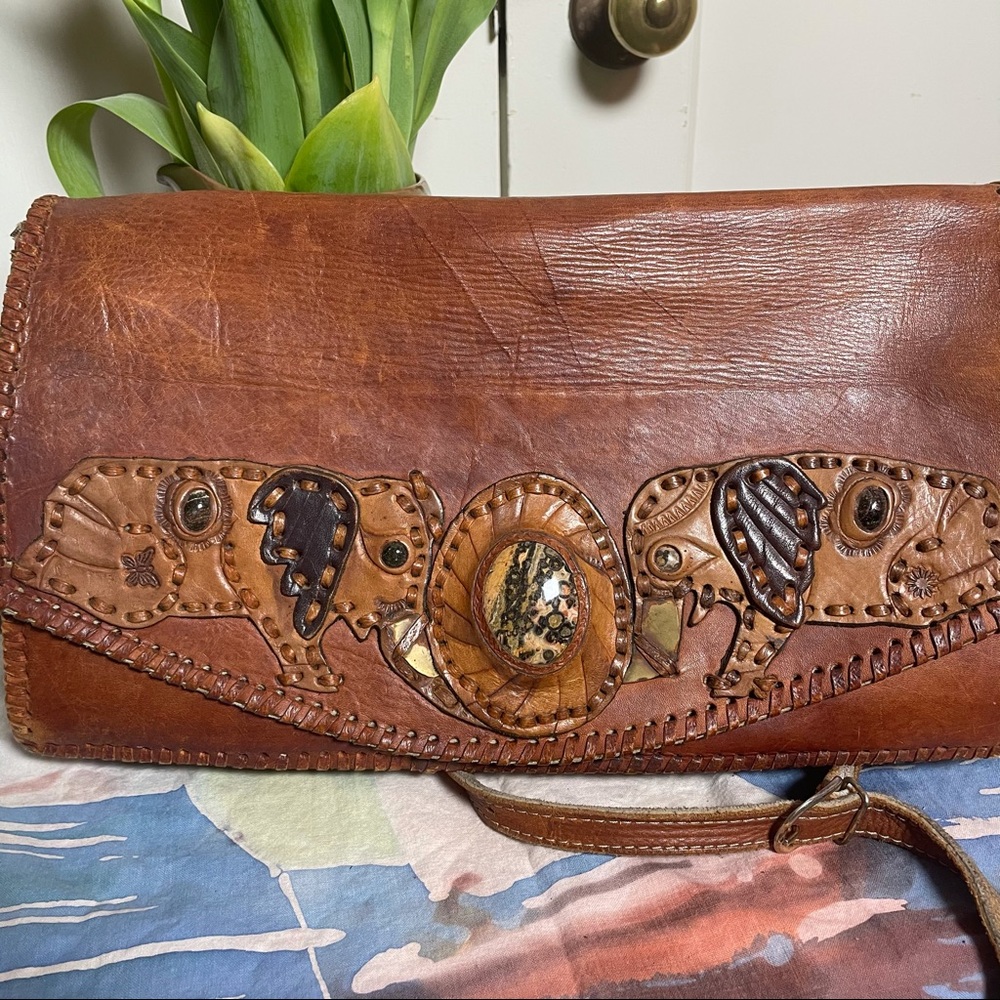 VTG Elephants 1970’s Gem Crossbody Leather Bag